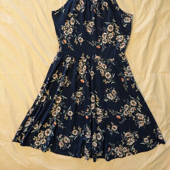 Women's blue floral dress from Stitch Fix, Small - Picture 10 of 10